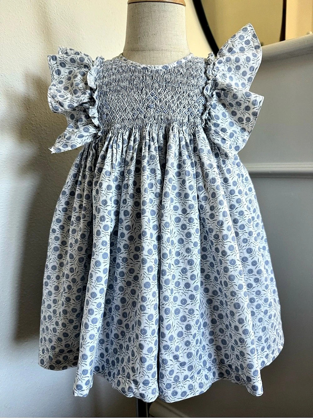 Fina Ejerique Girls Blue Floral Smocked Dress Ruffle Size 3